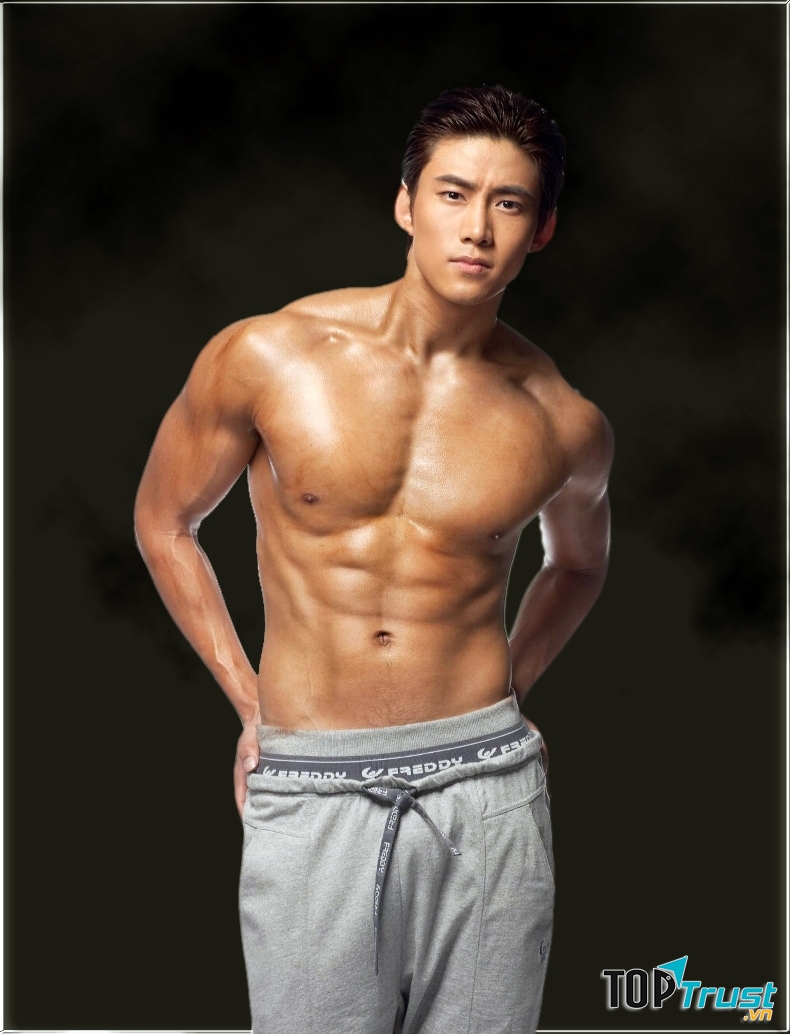 Taecyeon