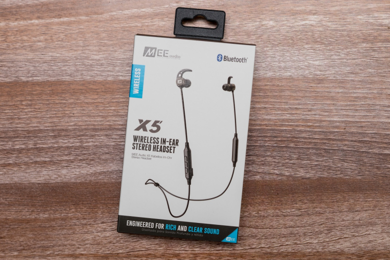 Thay vì chất liệu nhựa thì sản phẩm này vỏ ngoài giờ đã được sử dụng chất liệu kim loại chắc chắn.