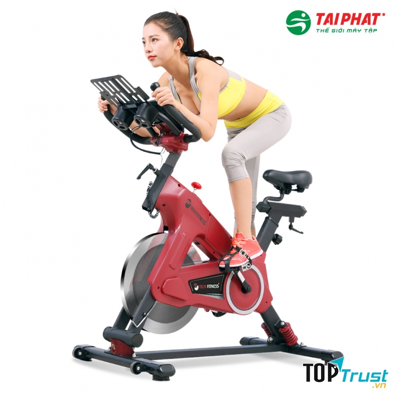 Xe đạp tập thể dục Tech Fitness TF-811 kiểu dáng khỏe khoắn, năng động.
