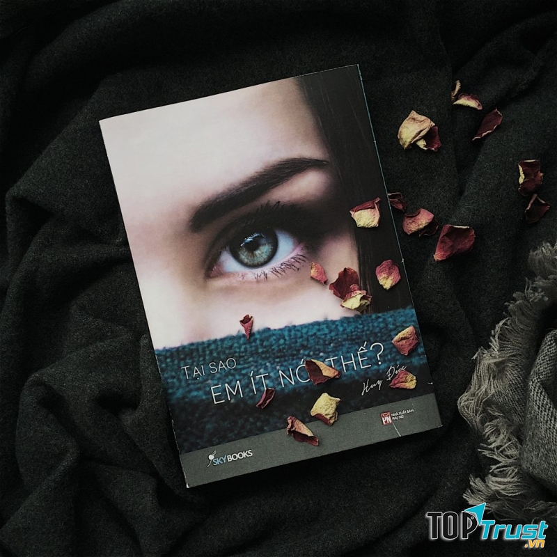 Tại sao em ít nói thế?