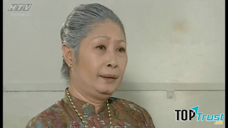 Diễn viên Kim Phương trong vài bà Cả Kim