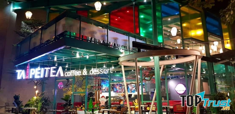 Taipei Tea ngôi nhà nhiều màu sắc lung linh đẹp nhất khi về đêm