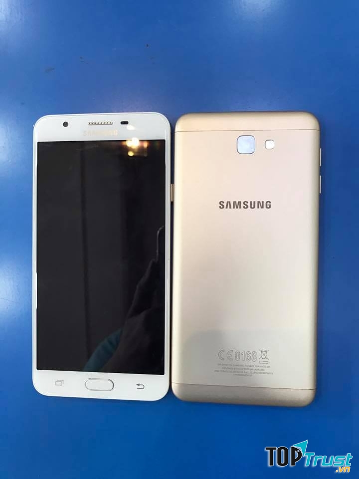 SamSung J7 bảo hành lỗi một đổi một ở Tấn Đạt