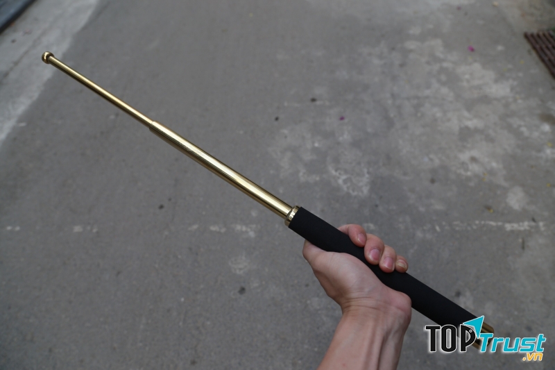 Tận dụng mọi thứ làm hung khí tự vệ