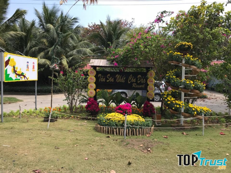 Tan Son Nhat Con Dao Resort
