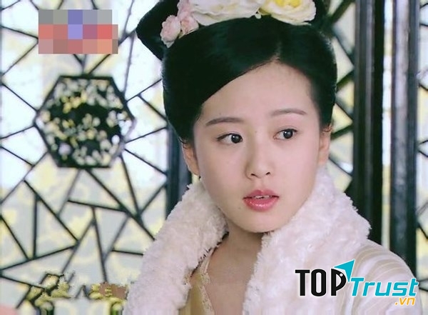 Tân Thập Tứ Nương xinh đẹp được thể hiện bởi Lưu Thi Thi