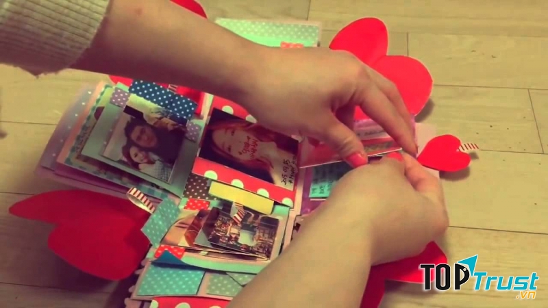 Một món quà do chính tay bạn làm sẽ khiến nửa kia cảm động