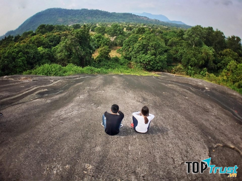 Ngắm toàn cảnh từ trên cao