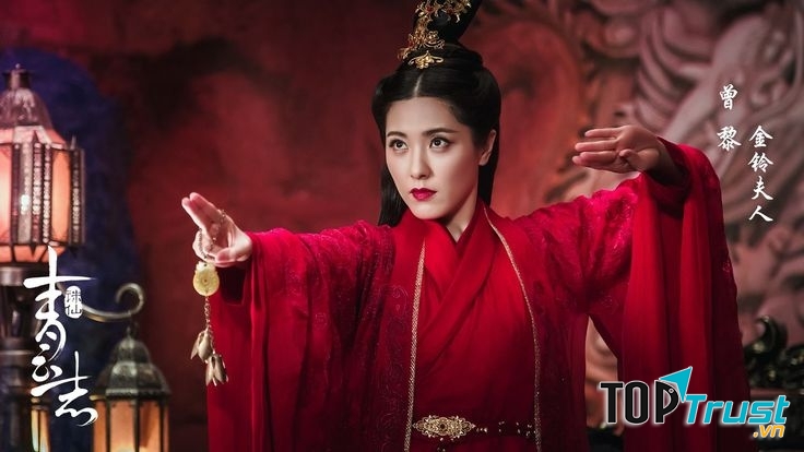 Kim Linh Phu Nhân xinh đẹp do Tăng Lê thể hiện