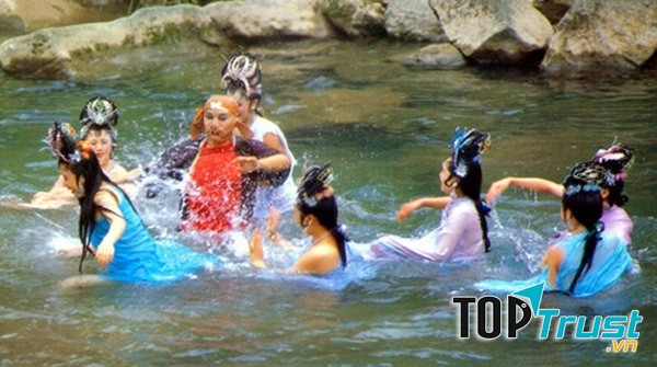 Tạo hình yêu tinh nhện