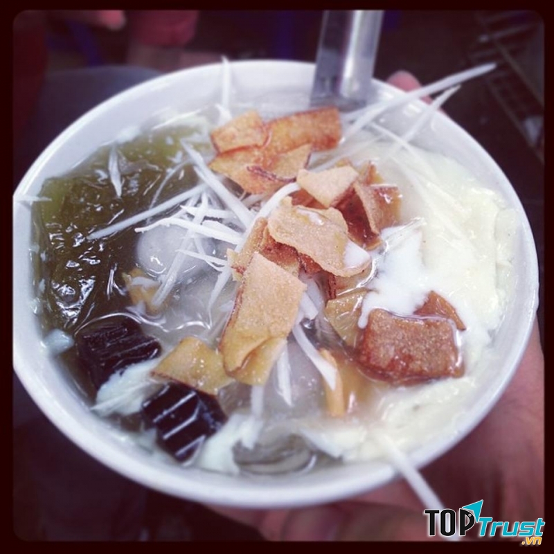 Tào Phớ Nghĩa Tân.