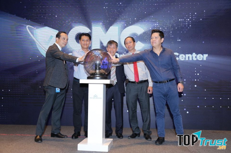 Tập đoàn công nghệ CMC
