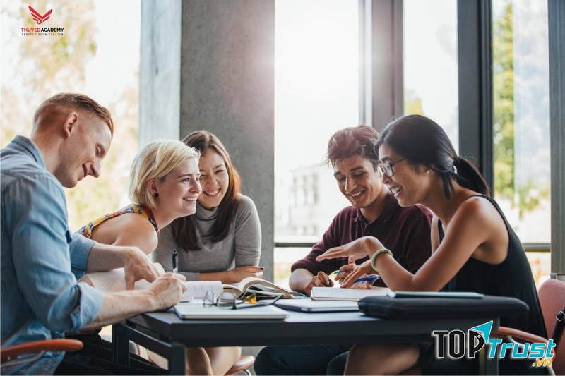 Tập phản xạ tự nhiên