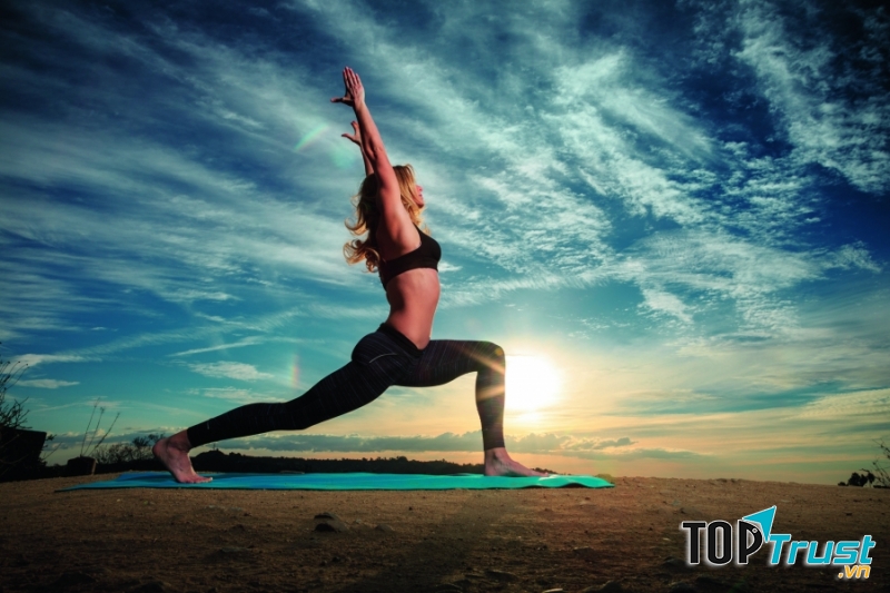 Tập yoga giúp giảm cân hiệu quả