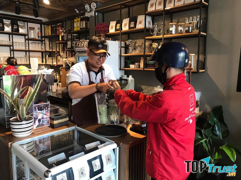 T’aroma Premium Coffee & Milk Tea