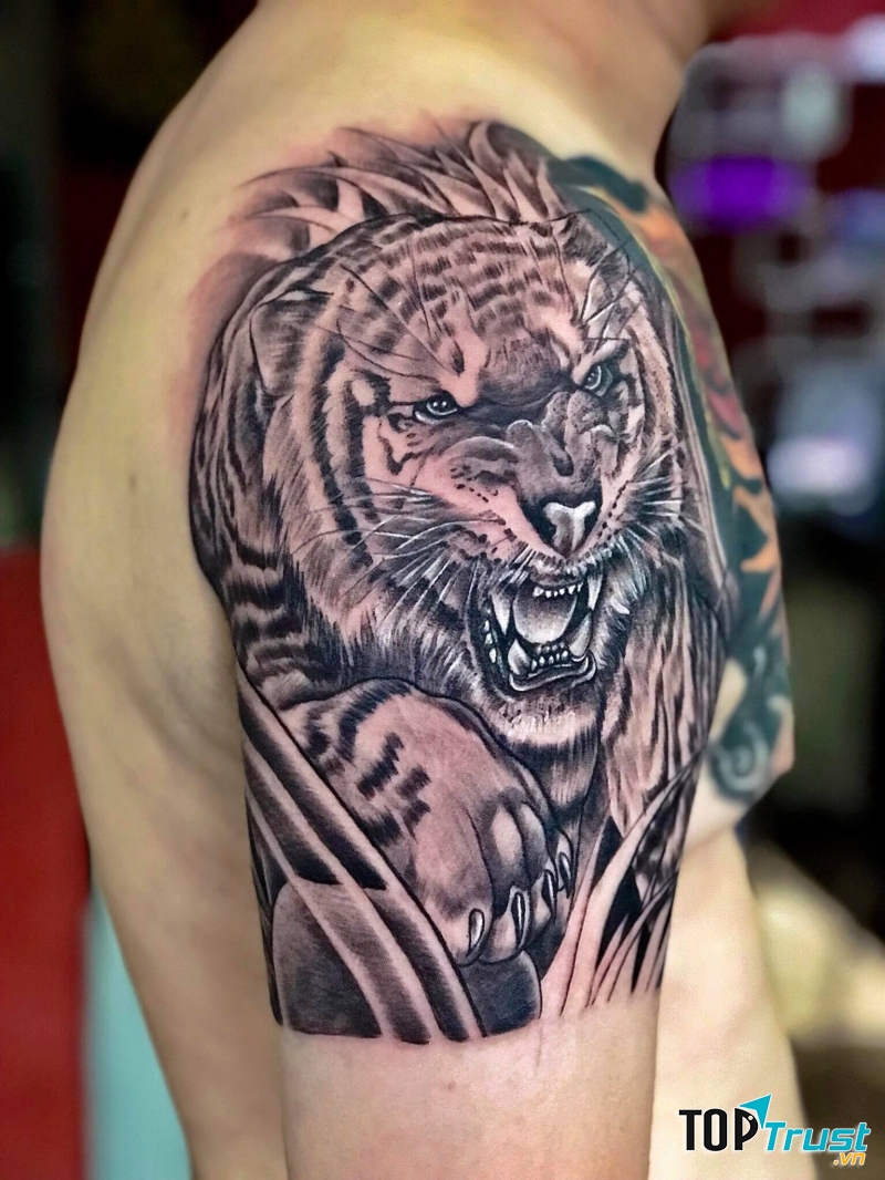 Tattoo & Piercing Tuấn Bẻm