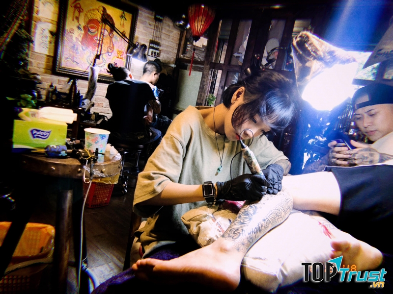 Không gian làm việc của Tattoo You Saigon