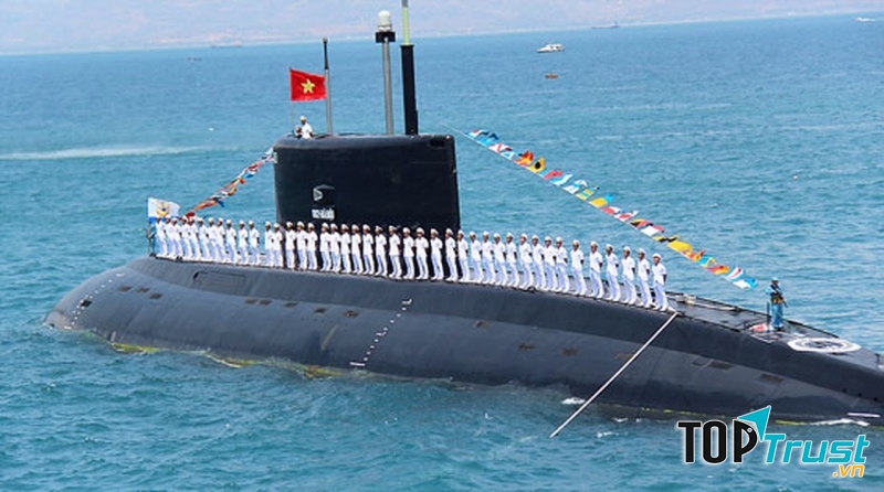 Tàu ngầm Kilo 182 Hà Nội
