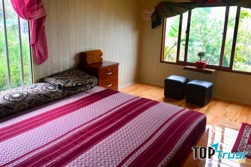 Tavan Family Homestay