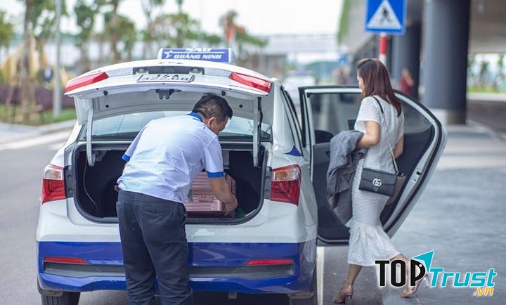 Taxi Sao Quảng Ninh