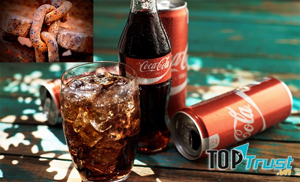 Cocacola làm sạch vết rỉ sét cực hiệu quả