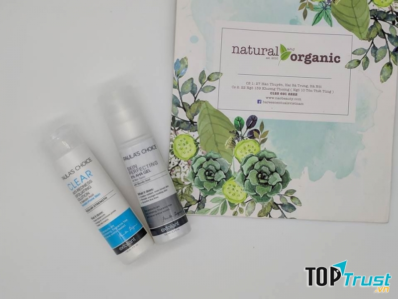 Cặp đôi treatment toner và tẩy da chết của Paula's Choice