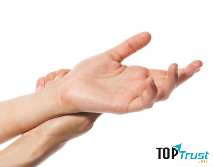 Bệnh tê cóng gây khó khăn cho sinh hoạt và cuộc sống của con người