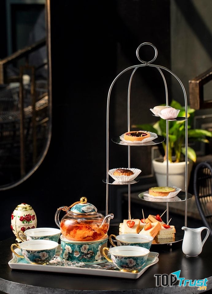 Thưởng thức trà bánh tại Tea D’Flore