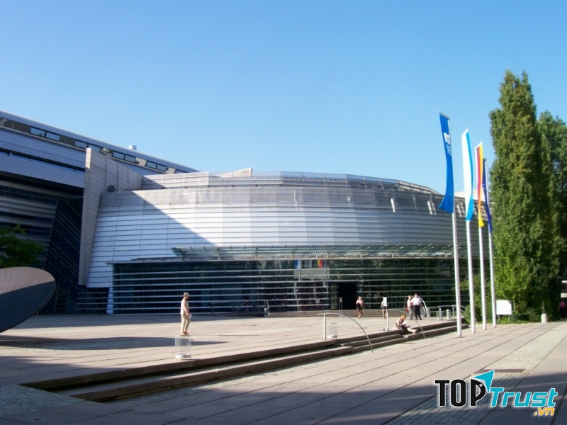 Technische Universität München là một ngôi trường chất lượng hàng đầu nước Đức.