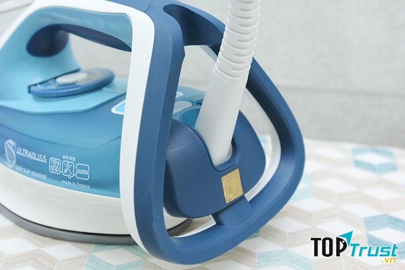 Bàn ủi hơi nước Tefal FV4870