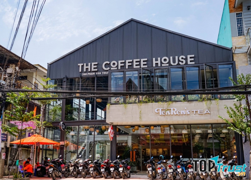 Nhà chung Phạm Văn Thuận - sự kết hợp độc đáo giữa The Coffee House và Ten Ren