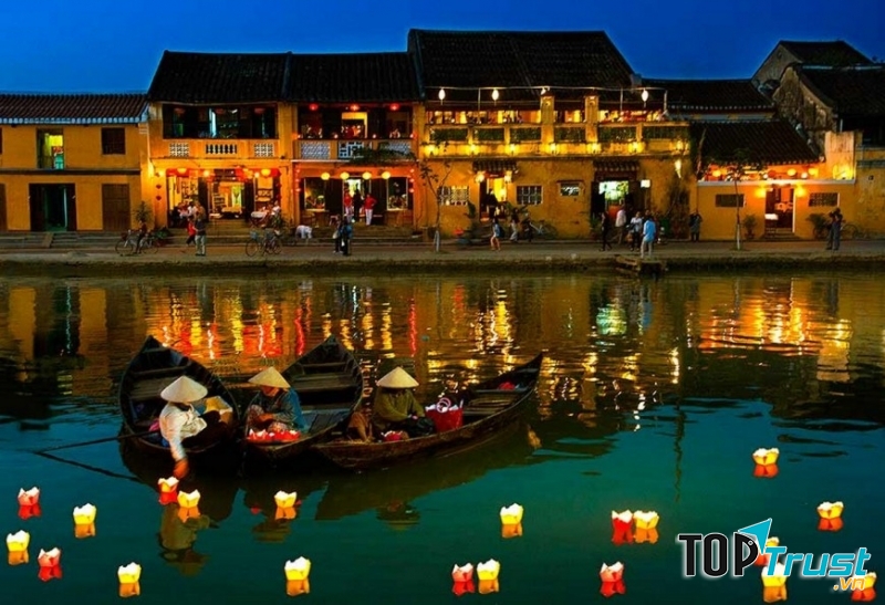 Thả đèn hoa đăng