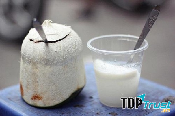Quả dừa tại đây khá to