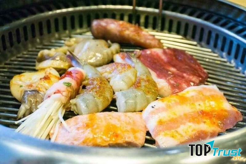 Thái BBQ đã tạo nên những buổi tiệc đặc sắc mỗi ngày, mang đến cho thực khách những cảm nhận mới mẻ về các món ăn quen thuộc.