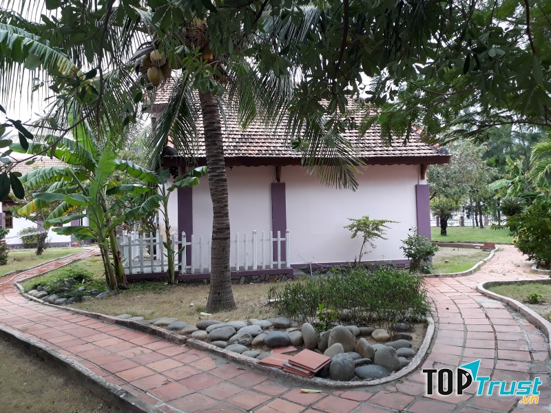 Khuôn viên Thái Bình Dương Resort