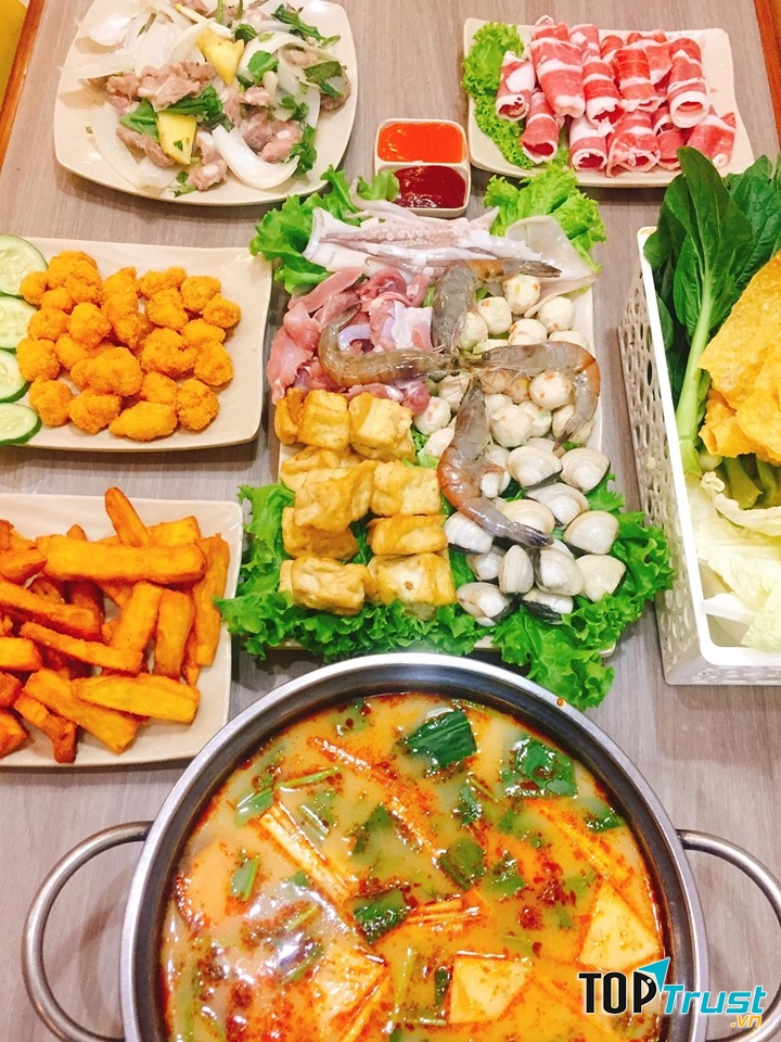 Combo Lẩu Thái tomyum đủ cho 4 người ăn 