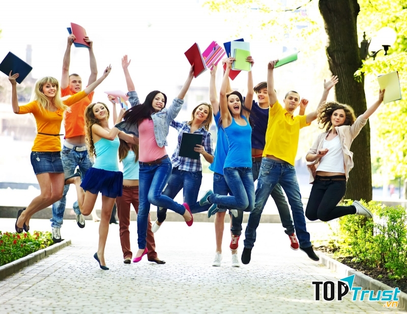 Tiếp xúc với nhiều nền văn hóa trên thế giới