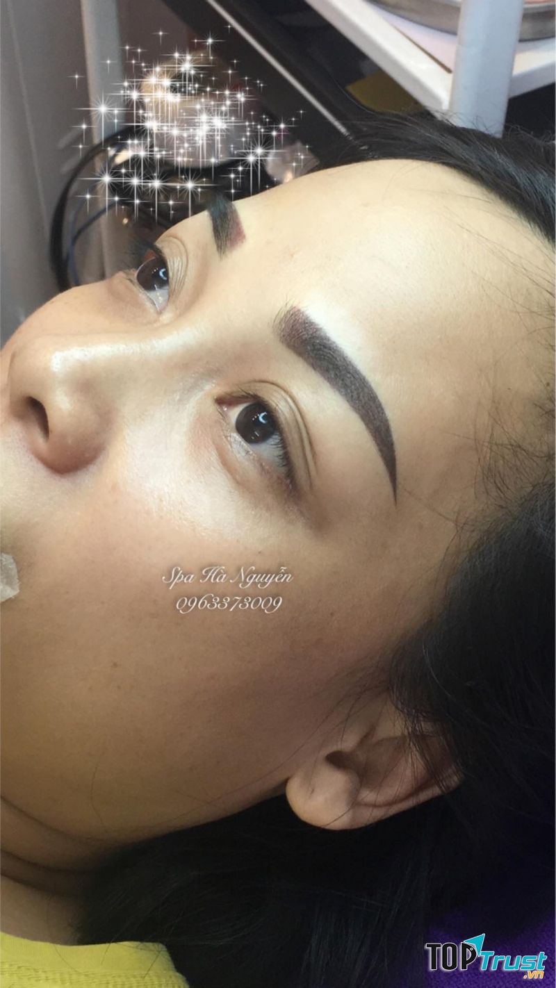 ‎Thẩm Mỹ Hà Nguyễn‎