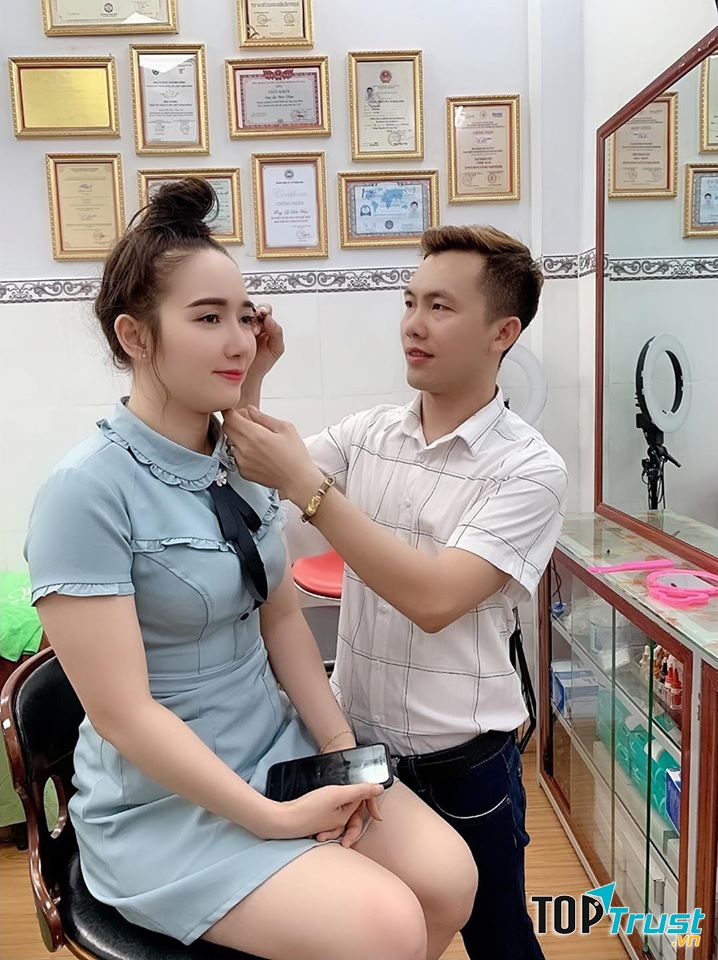 Thẩm Mỹ Viện Anh Khôi