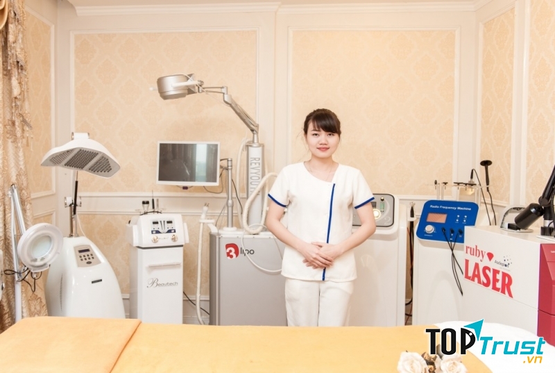 Thẩm mỹ viện Đông Á - thẩm mỹ viện uy tín và chất lượng nhất Đà Nẵng