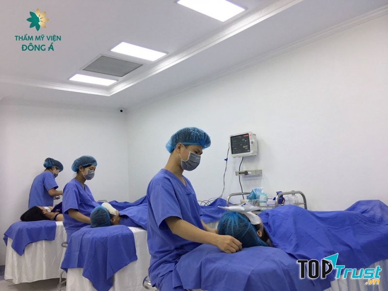 Thẩm mỹ viện Đông Á