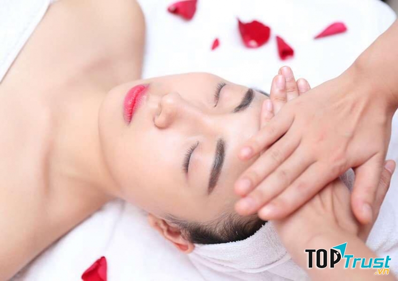 Thẩm Mỹ Viện Hà Hương .