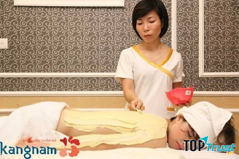 Tắm trắng toàn thân bằng sữa non tại Kangnam