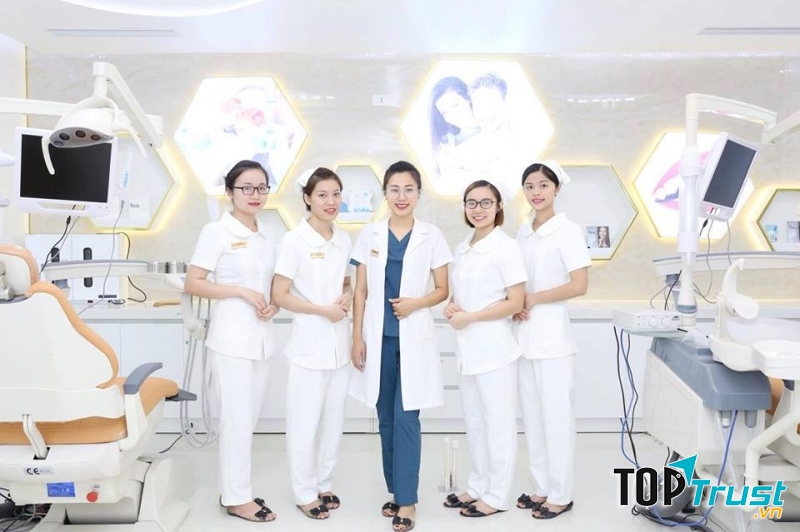 Thẩm Mỹ Xuân Hương