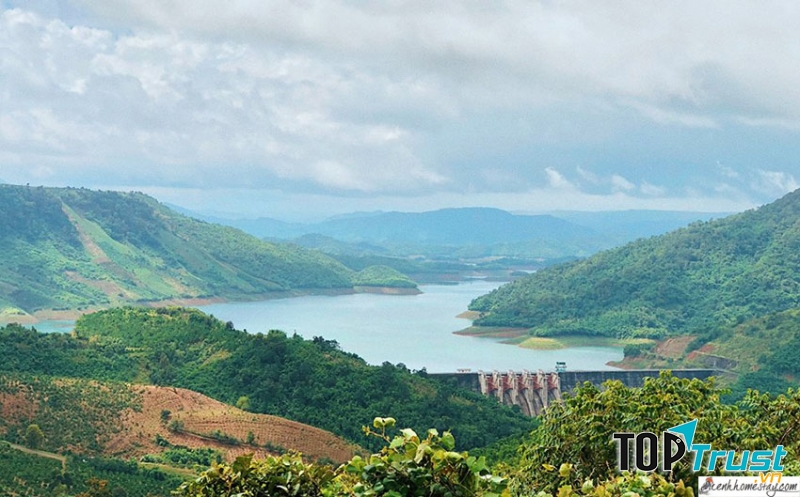 Hồ Tà Đùng toàn cảnh từ trên cao