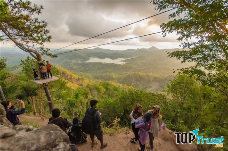 Tham quan Vườn quốc gia Kalibiru