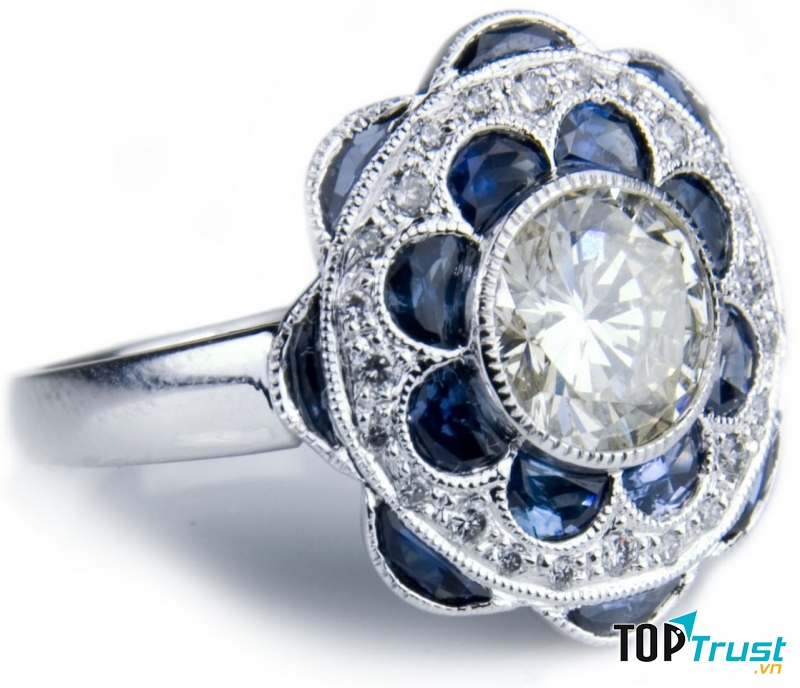 Biểu tượng cho tình yêu vĩnh cữu bất diệt cùng năm tháng