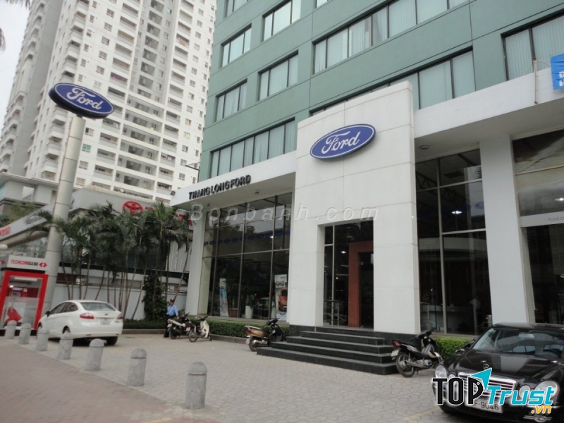 Hình ảnh Showroom Thăng Long Ford.