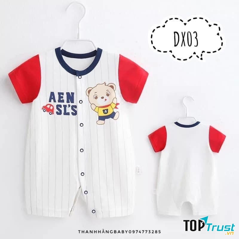 Body bé trai xinh xắn