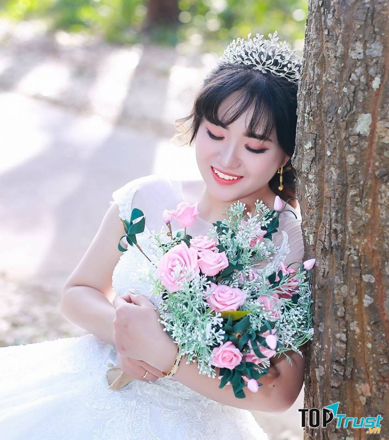 Thanh Pelun Tuyen Make Up